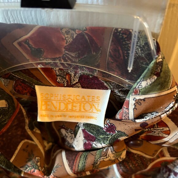 PENDELTON SOPHISTICATES  BLOUSE - Picture 2 of 4